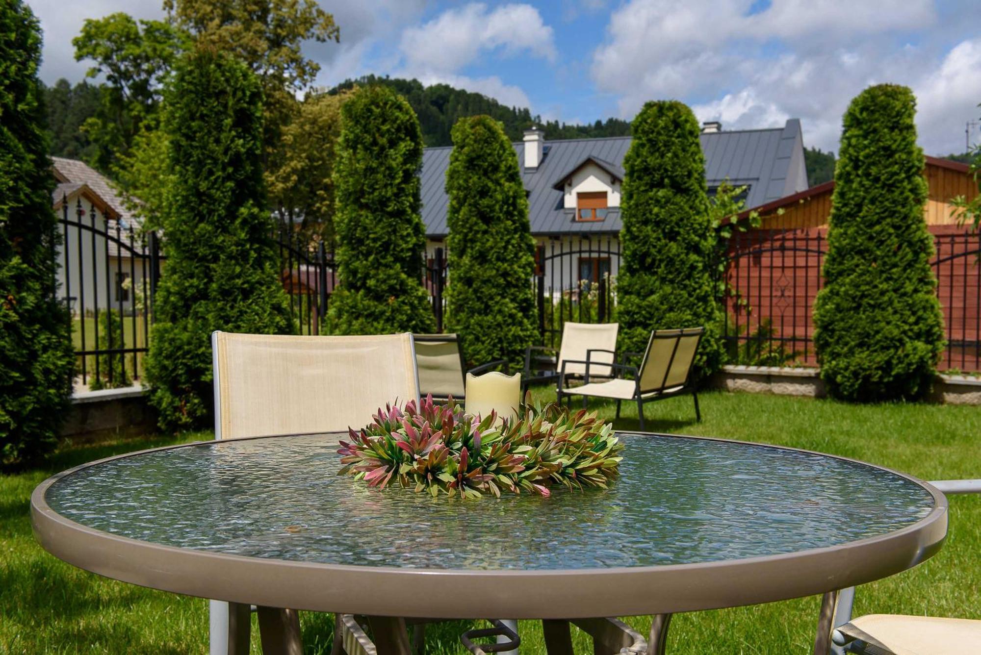 Villa Turris Apartamenty Przy Muszynskim Zamku มูเชนา ภายนอก รูปภาพ